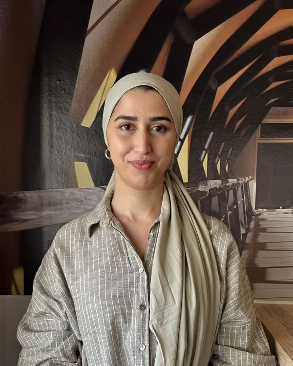 Iman Boulouf, responsable de personal · administrativa de Luvimetal