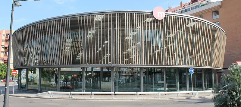 Obra de Luvimetal: Metro de Serrerías (Valencia)