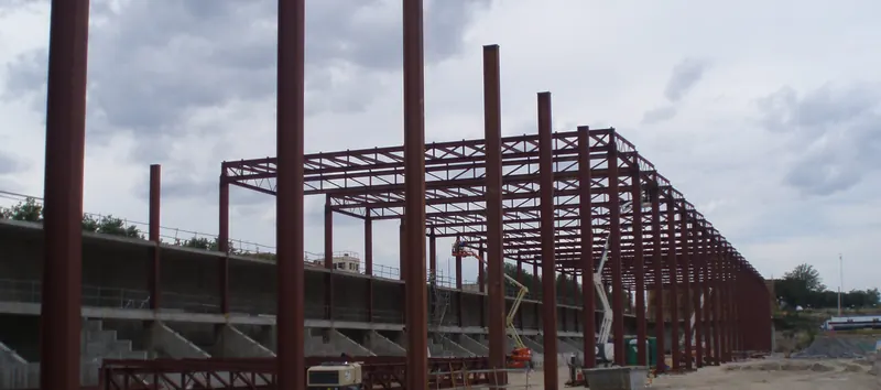 Obra de Luvimetal: Pabellón Polideportivo Luis Yufera (Cuenca)