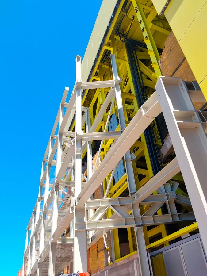 Obra de Luvimetal: Pasarelas y Ampliaciones Estadio de la Cerámica - VILA-REAL (CASTELLÓN)